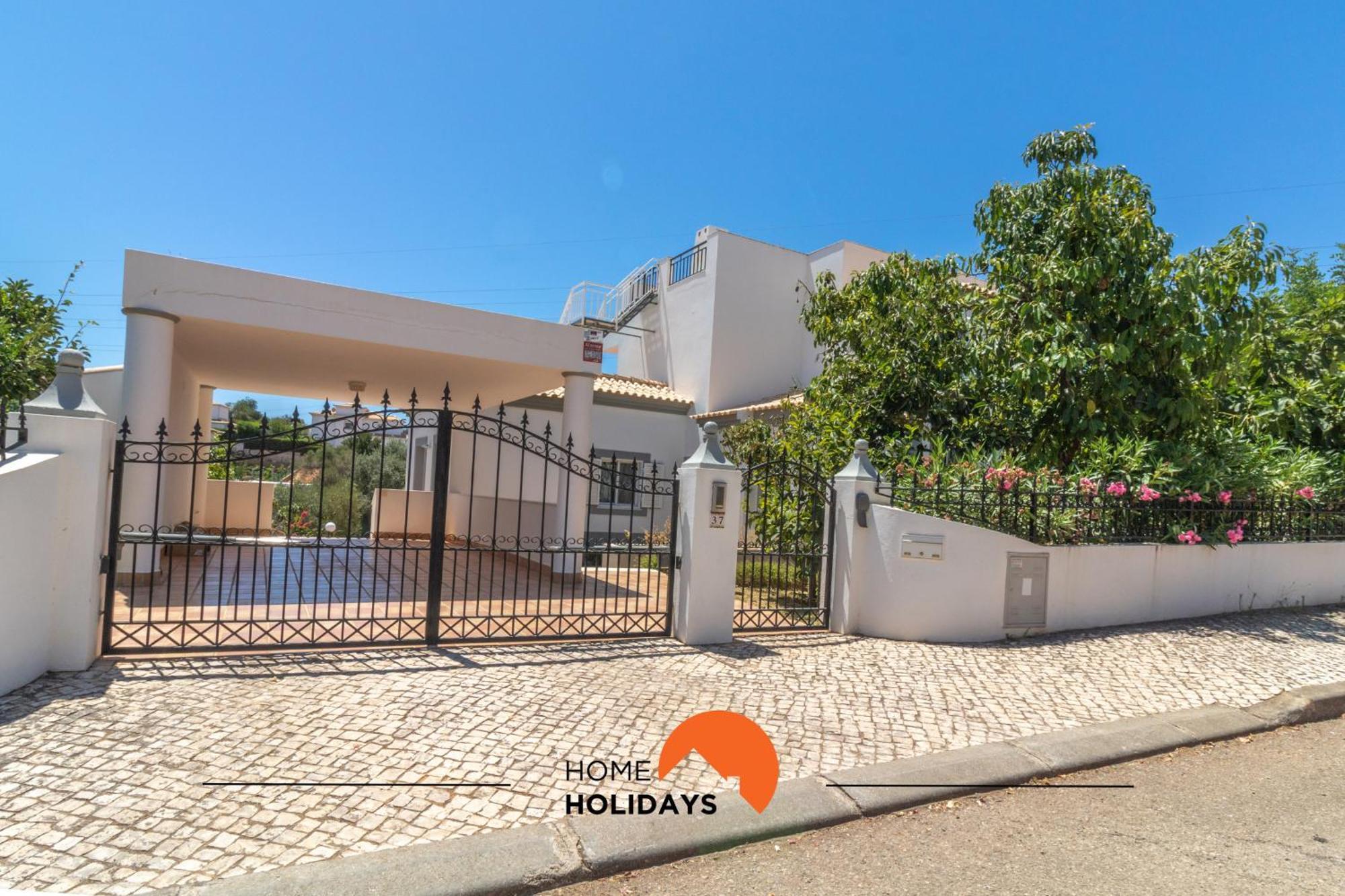 #297 Espacosa Vivenda V5 By Holidays