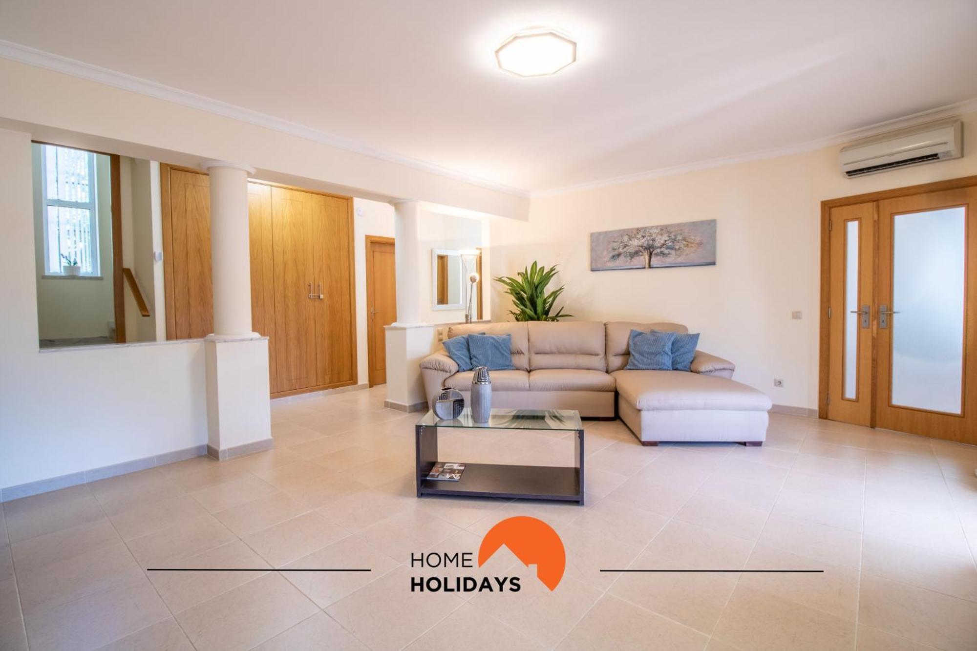 #297 Espacosa Vivenda V5 By Holidays