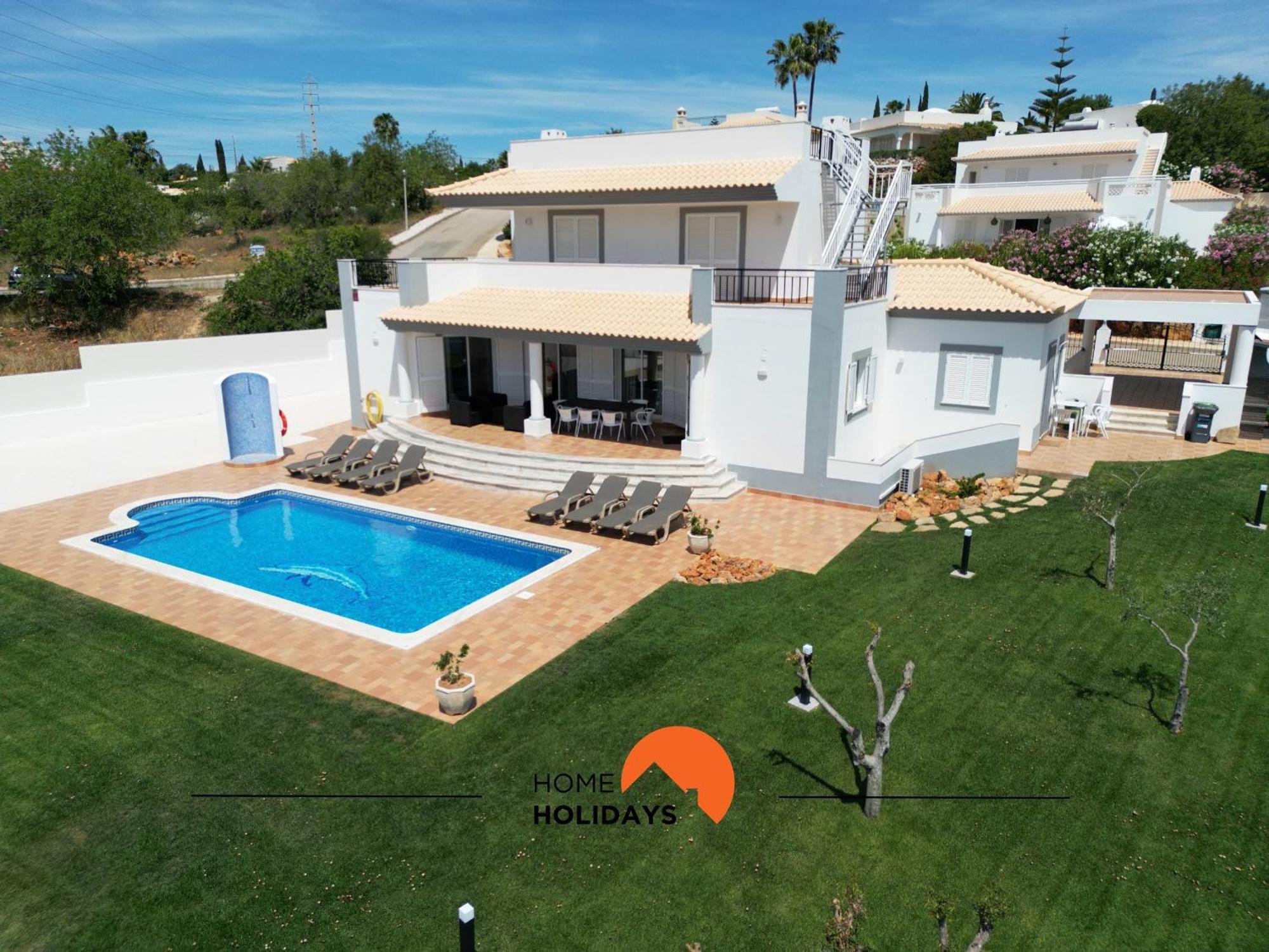#297 Espacosa Vivenda V5 By Holidays Ferienhaus *